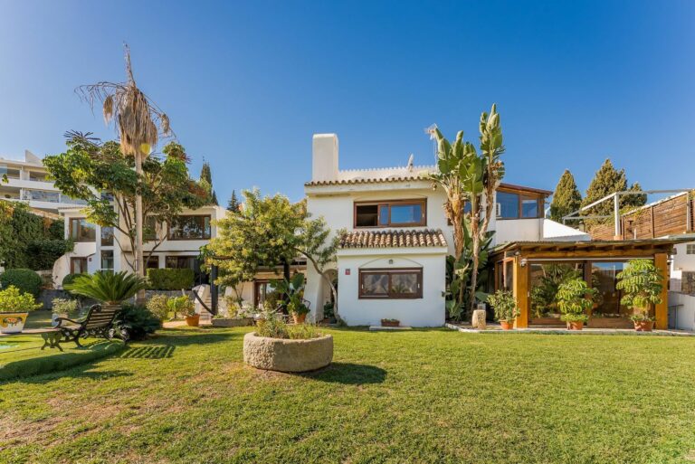 2811e35f4192ae589517a793e86de5b9 - 3