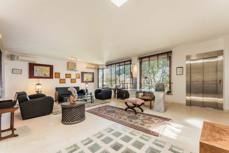 2811e35f4192ae589517a793e86de5b9 - 4