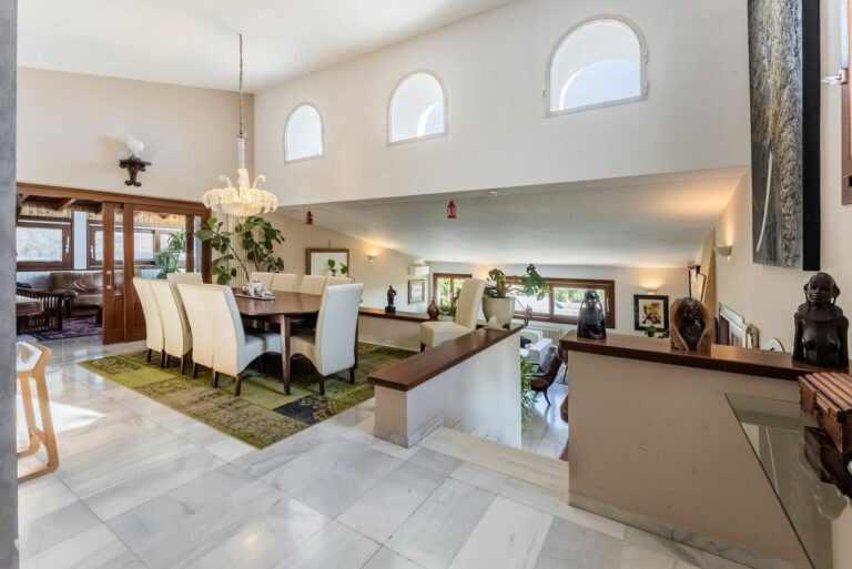 2811e35f4192ae589517a793e86de5b9 - 7