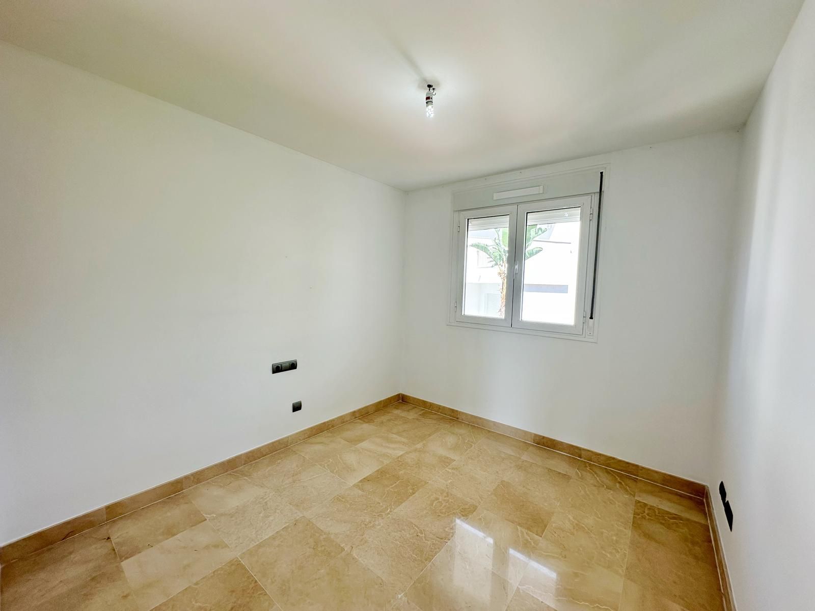 29aaa77b849b86129cc6aaee9e16b48c - 4