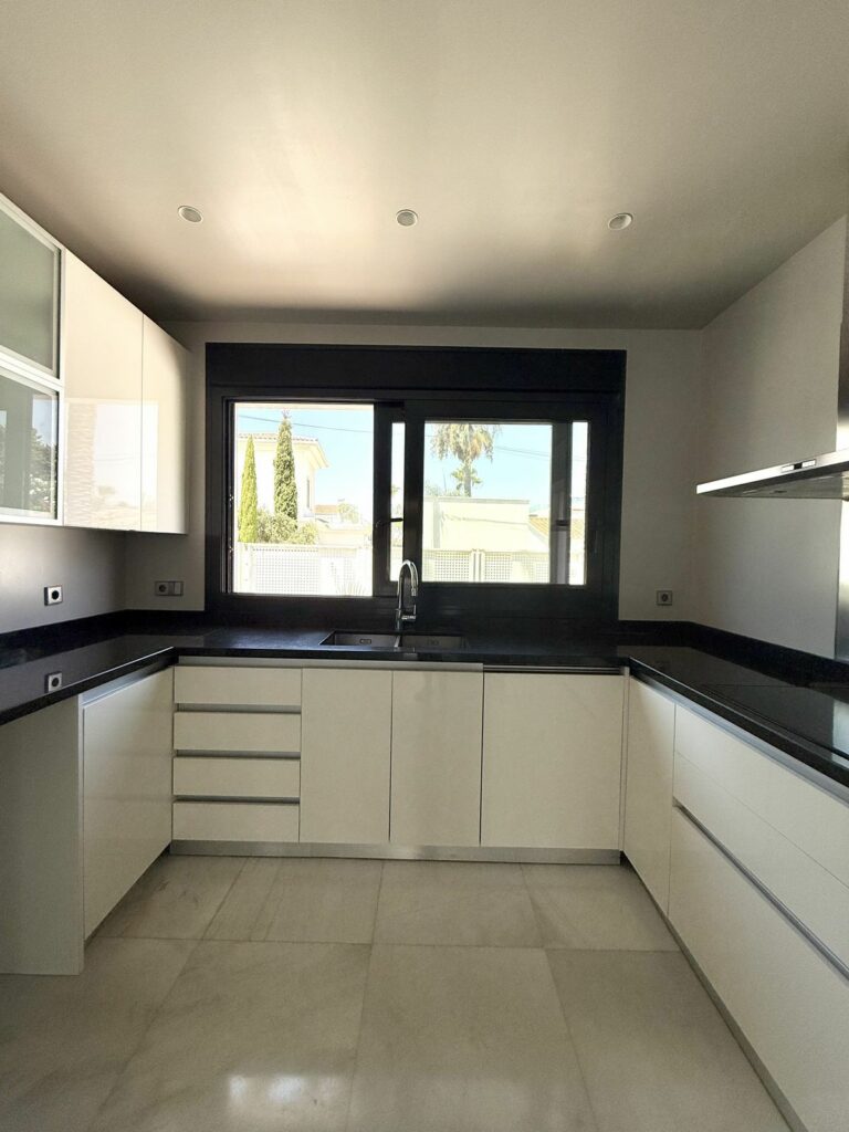 2a60441e2a4fe5f042c76d1dd4bb1963 - 10