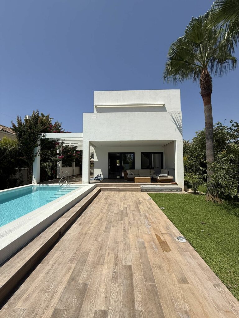 2a60441e2a4fe5f042c76d1dd4bb1963 - 4