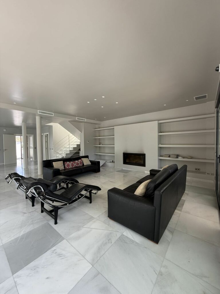 2a60441e2a4fe5f042c76d1dd4bb1963 - 7