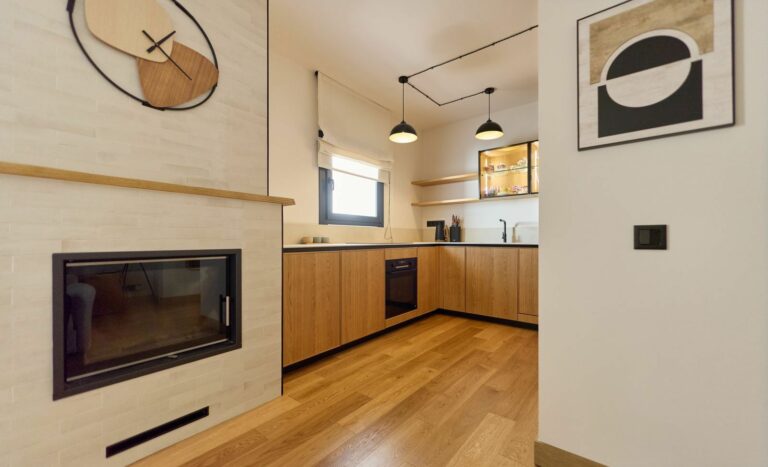 2af20327332b8a2687578602266b961d - 11