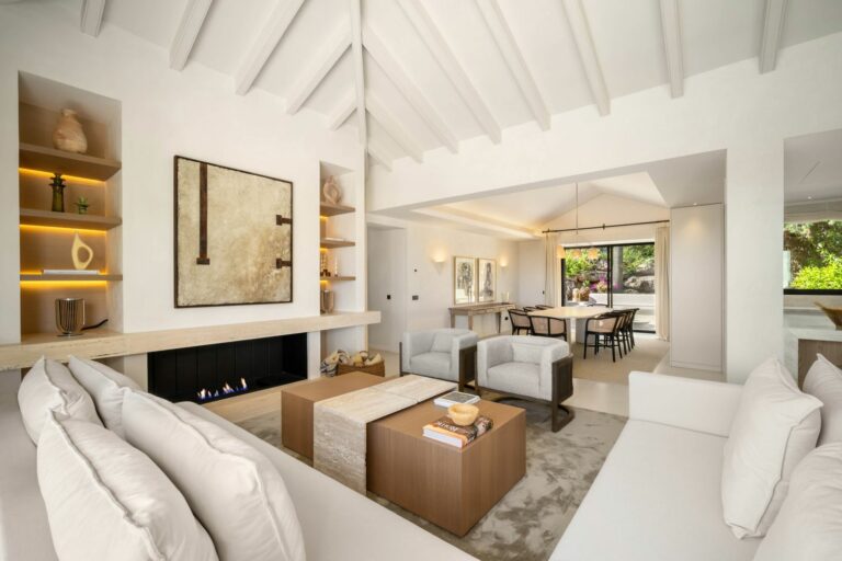 2ba4e8d66eb3253872204ab41b66b318 - 11