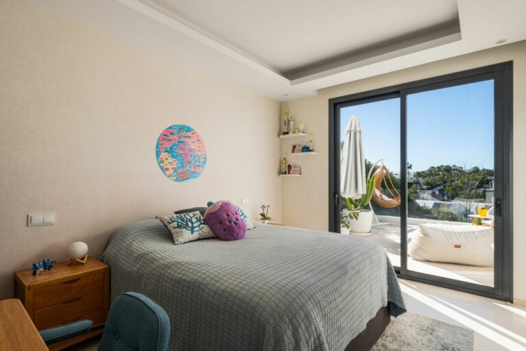 2bcb4f869f8c06ab28c47710d7fffab5 - 14