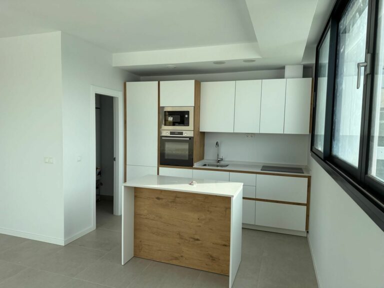 2df2eb5861403b8da6a7d88bc811f73f - 3