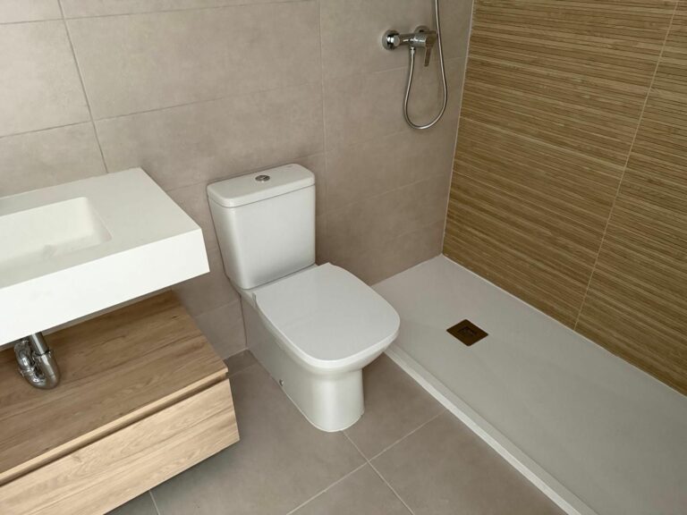 2df2eb5861403b8da6a7d88bc811f73f - 8