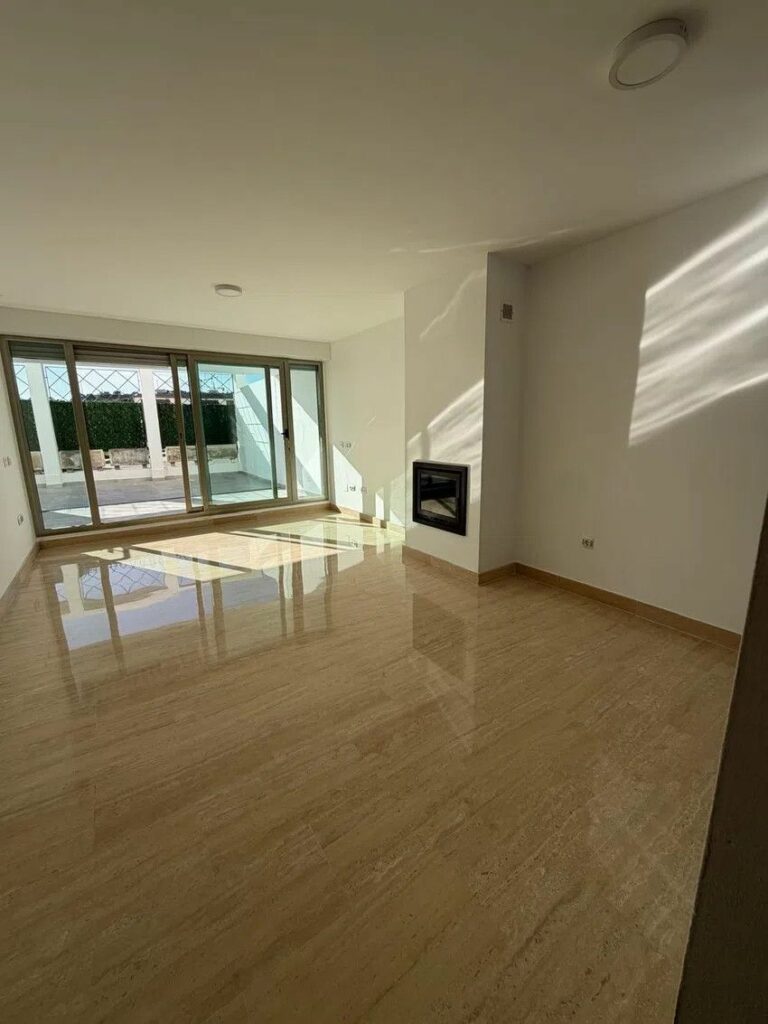 2f5741d987322150aa4816df72c31749 - 10