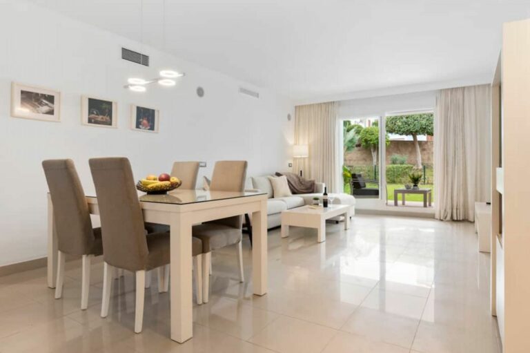 31409fc28e64b558eeaf98b102e40407 - 8