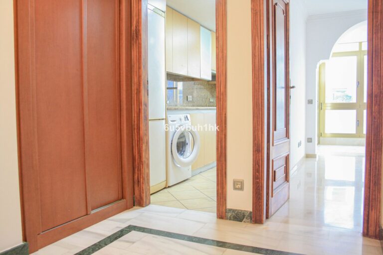 31b296c3e22296f795c633fe3c6c745b - 11