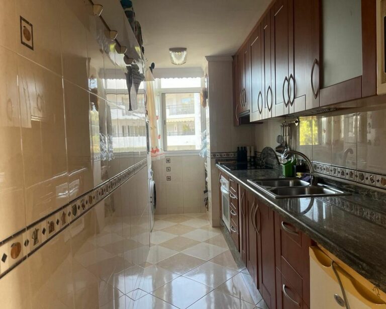 324f35e4c663248d46a59548be53b7cf - 10