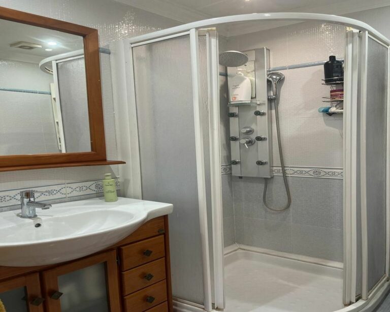 324f35e4c663248d46a59548be53b7cf - 16