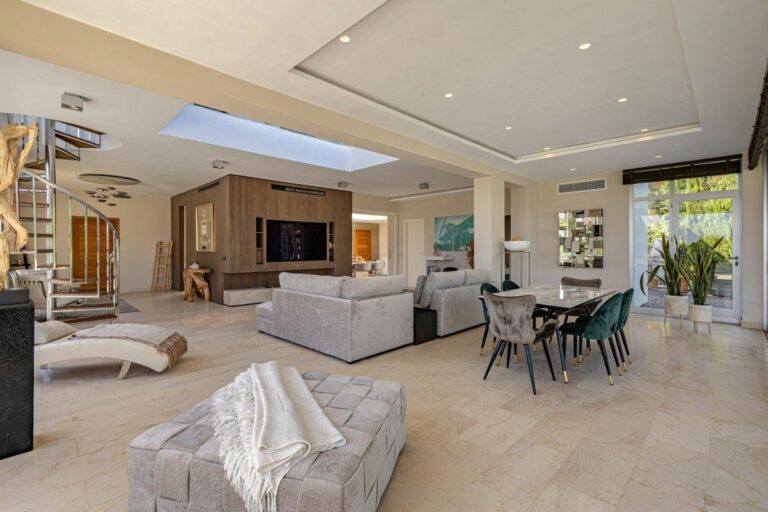 326c0eabc2bde1965500718f029a2928 - 10