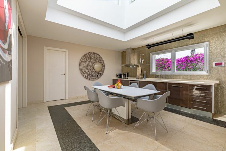 326c0eabc2bde1965500718f029a2928 - 15