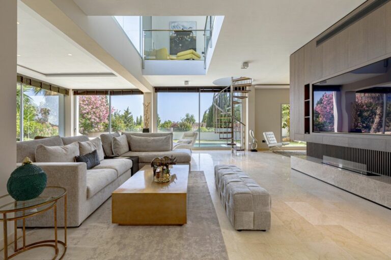 326c0eabc2bde1965500718f029a2928 - 7