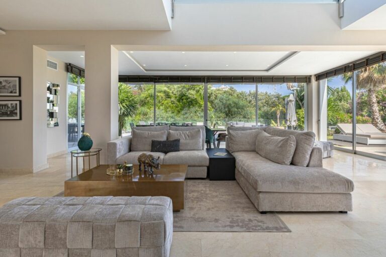 326c0eabc2bde1965500718f029a2928 - 8