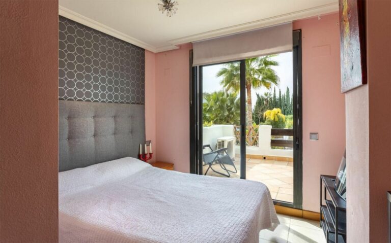 32a0b5837b66e8c244f3766d750545cc - 10