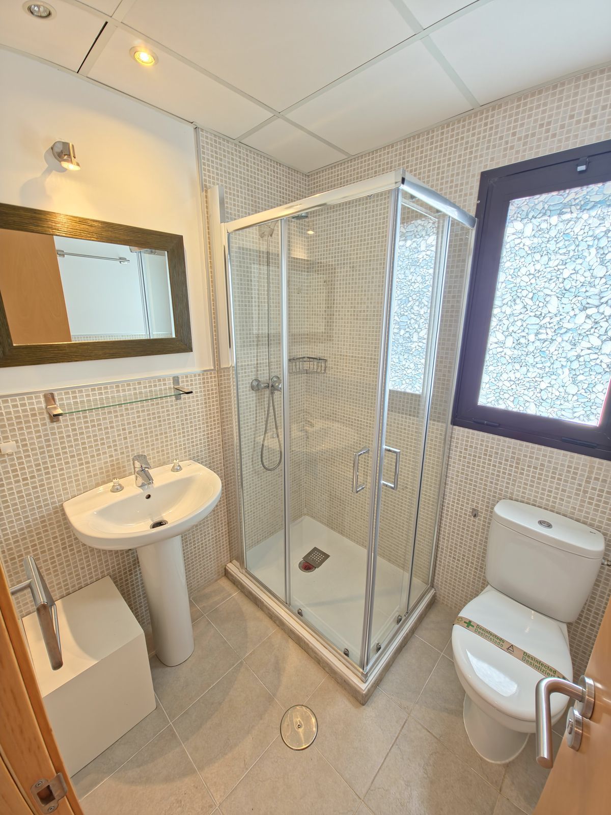 331431b779ec79f76764d5733dfa6cf6 - 10