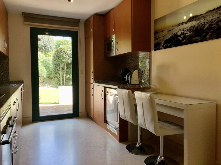 33308f38eb9f21761d4e3d554242d0ad - 2