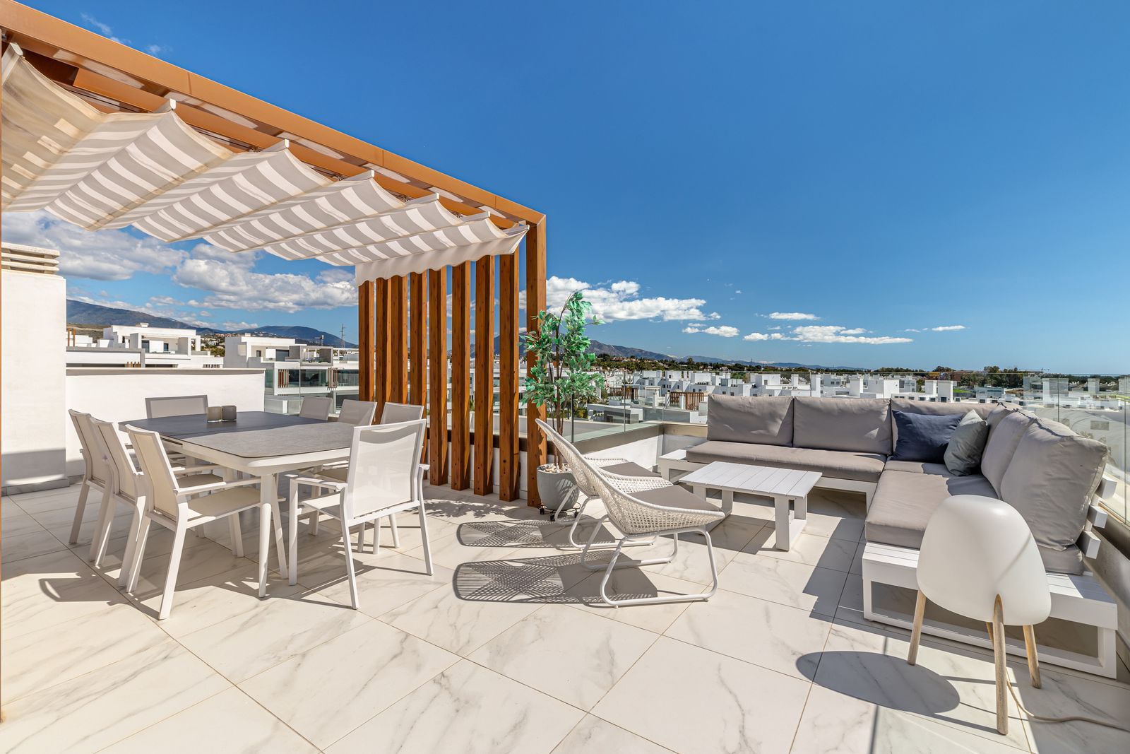 34def7aee3443e184a4161d4e086d260 - 3