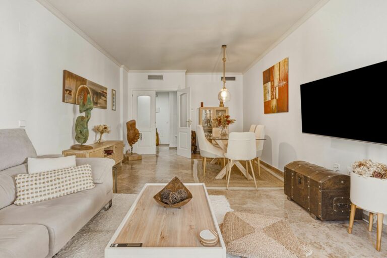 38f0bae03d7aec80caae741950aa81f1 - 10