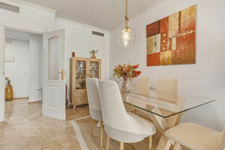 38f0bae03d7aec80caae741950aa81f1 - 11