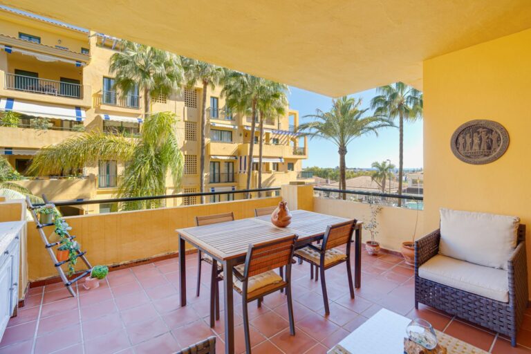 38f0bae03d7aec80caae741950aa81f1 - 12