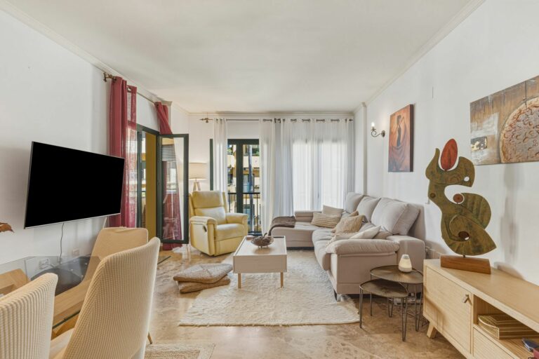 38f0bae03d7aec80caae741950aa81f1 - 2