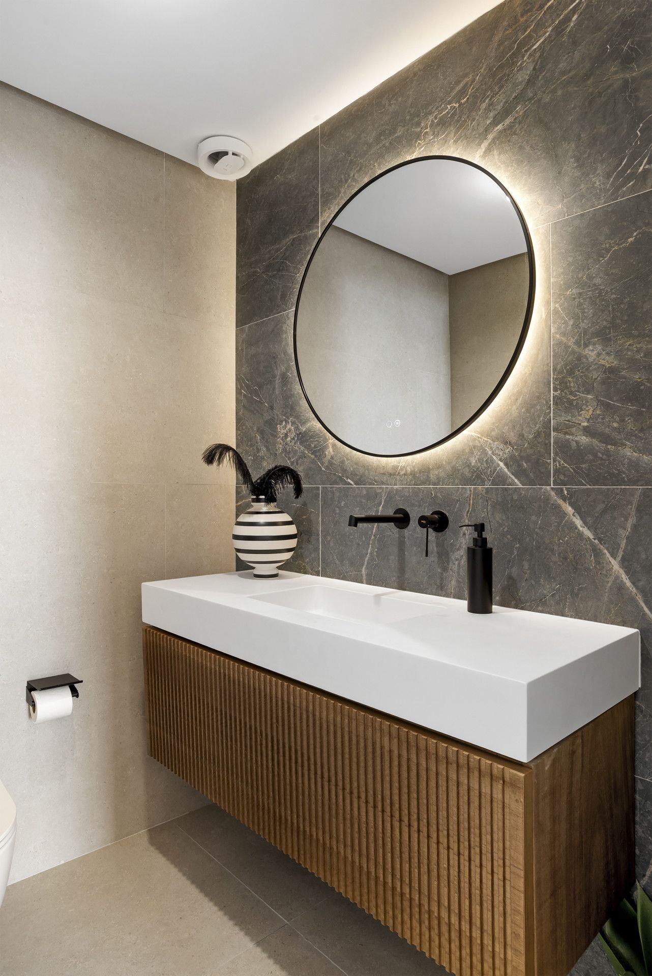 3a51530b403344ef2da4dd63331d3cd0 - 10