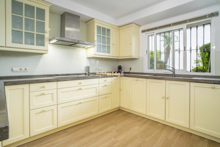 3a7e46b9100878ff4c9ec4a80bdc057d - 8