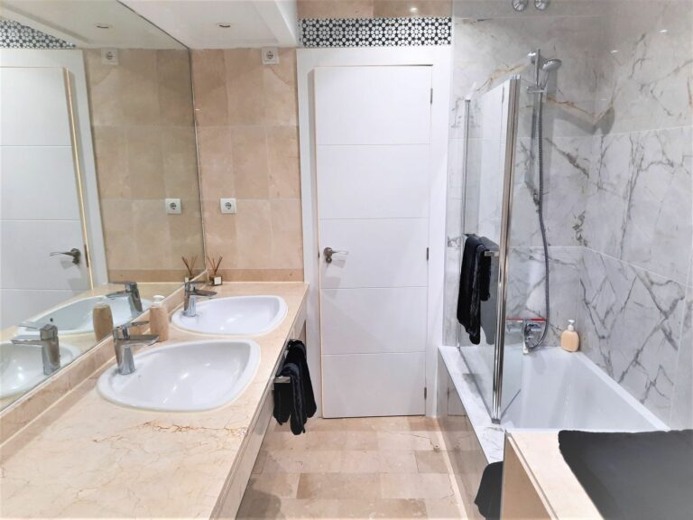 3b335b3026a50e0e52354a89961e87c1 - 14