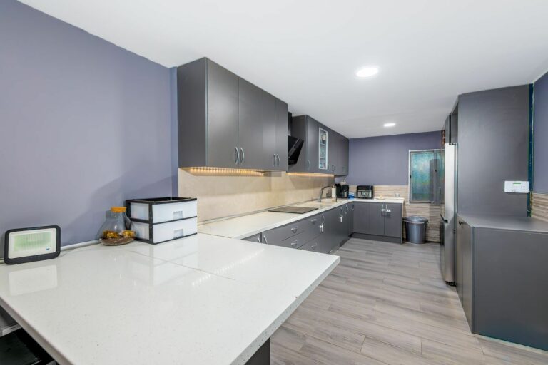 3c623286e114903dc0fd7abf53cf5ff8 - 16