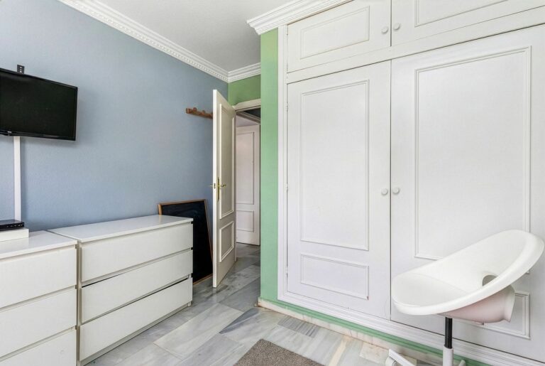 3c623286e114903dc0fd7abf53cf5ff8 - 7