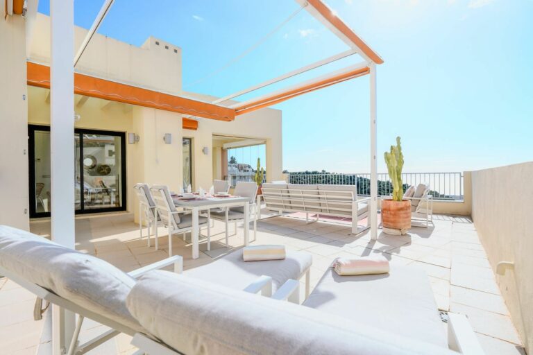 3cf3fcf2423a62375505935546833f7a - 12