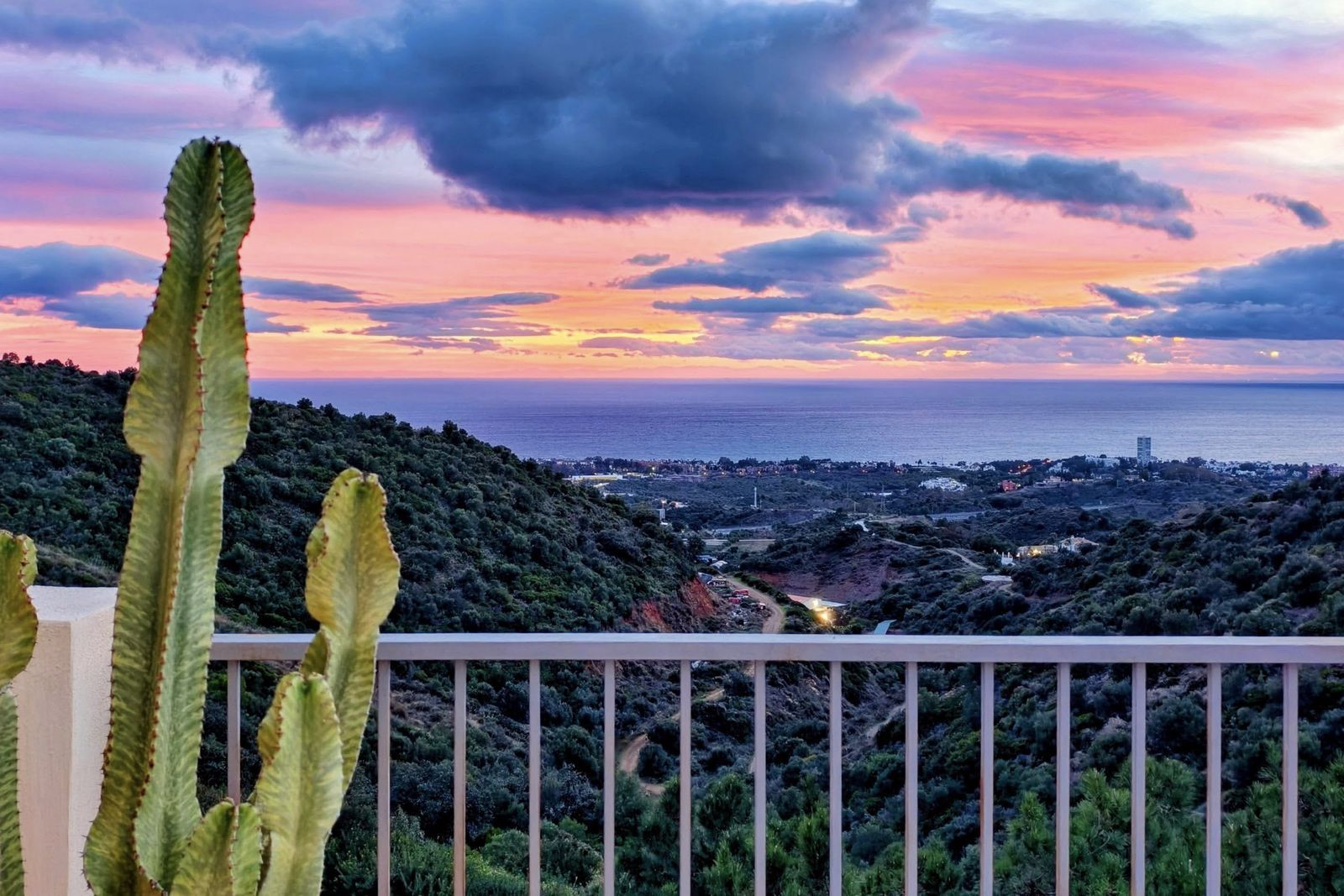 3cf3fcf2423a62375505935546833f7a - 9