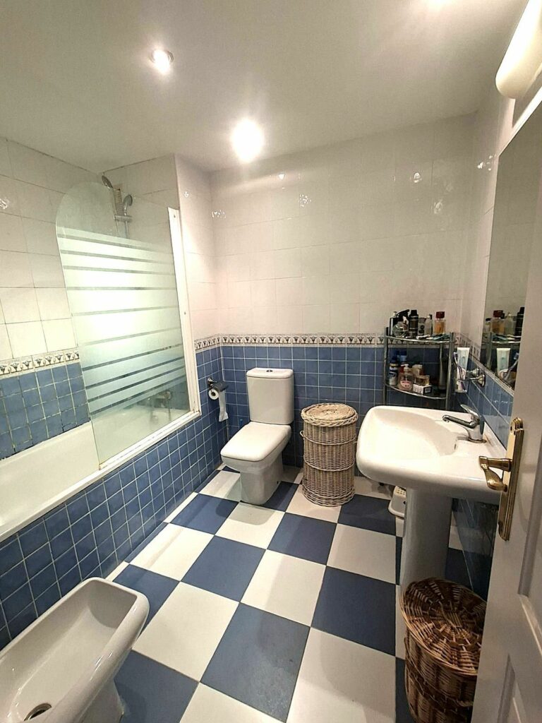 3e2e63da536e656567e4386502eb98fd - 10