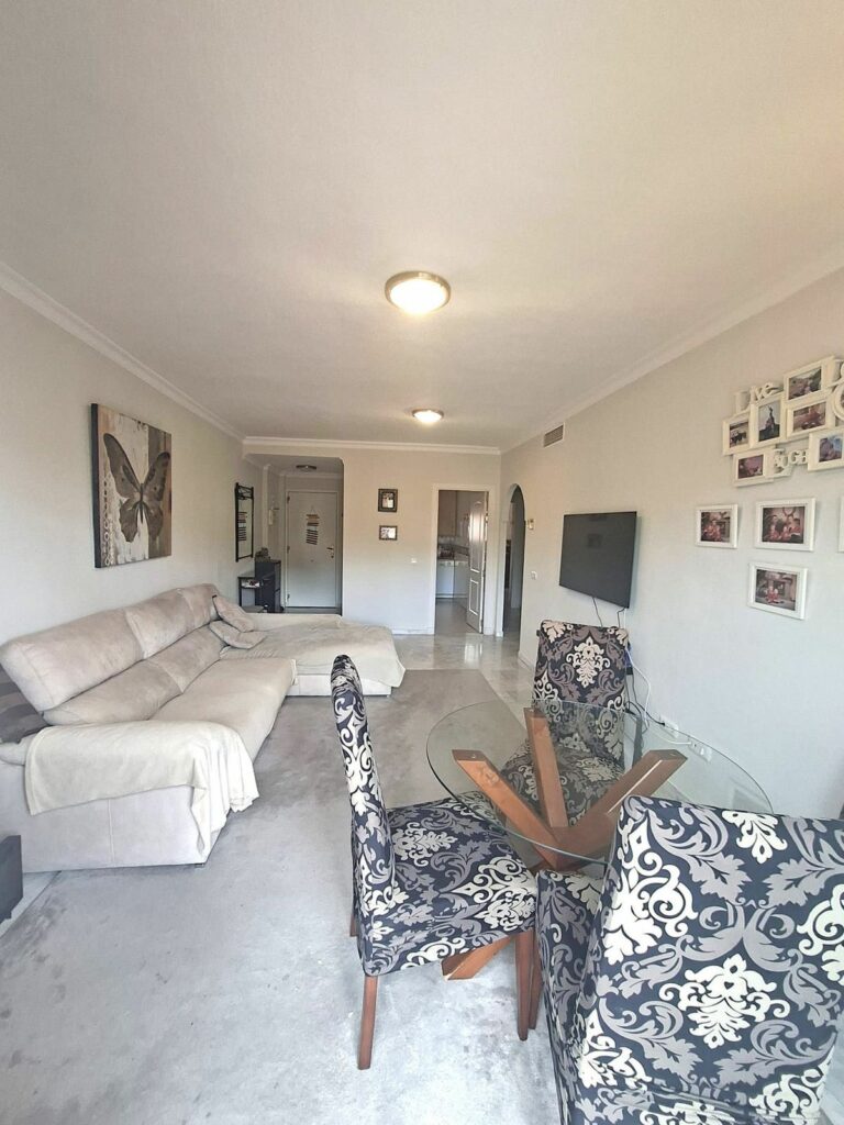 3e2e63da536e656567e4386502eb98fd - 3