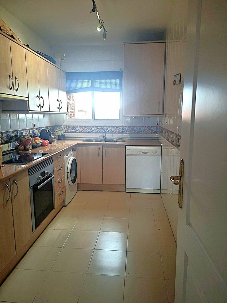 3e2e63da536e656567e4386502eb98fd - 5