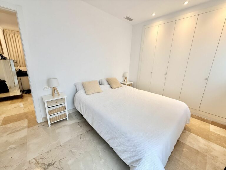 3e7aa9222397789d846fd2cd7e16ca0f - 13