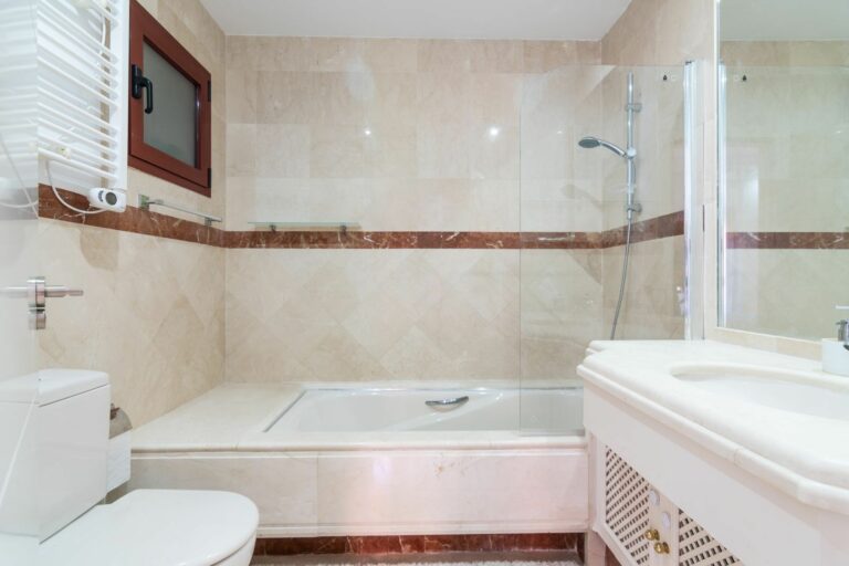 3fc3c1cb73f770160ecbe253865731bd - 10