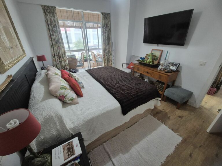 4008232d75d833c3eef2cda214534e83 - 15