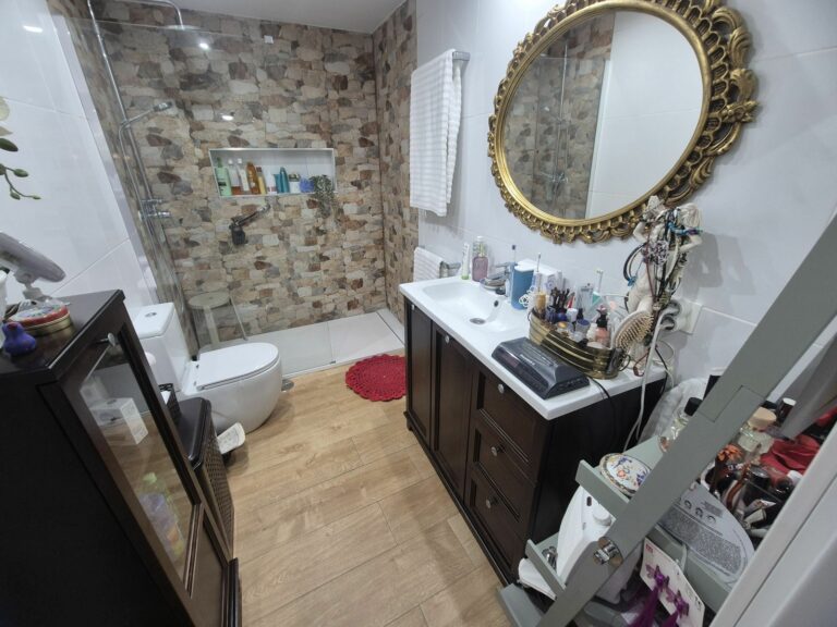 4008232d75d833c3eef2cda214534e83 - 5