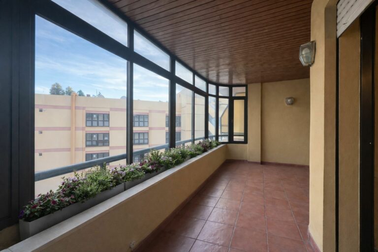 406558748d4a15417598e37f1ca2f2e8 - 14