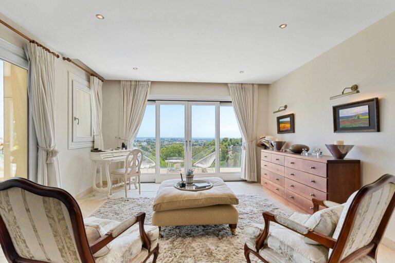 417fb87e8d59c0fe42b7d62555879e7f - 16