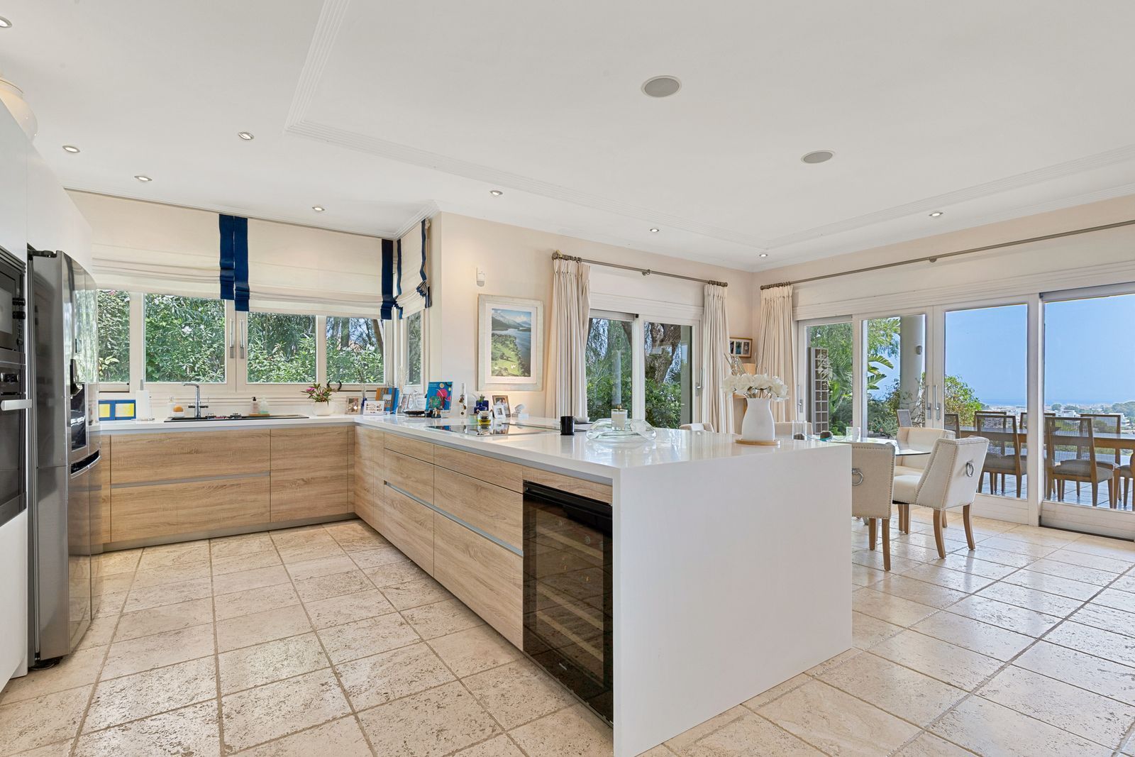 417fb87e8d59c0fe42b7d62555879e7f - 6