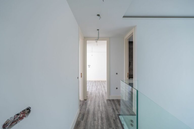 423baa26e4c0dabd4998352d7d3f4262 - 12