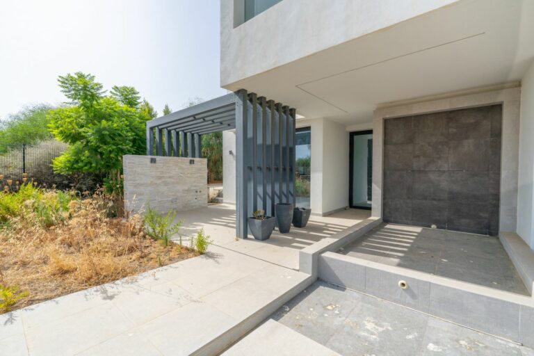 423baa26e4c0dabd4998352d7d3f4262 - 5