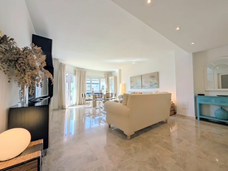 427b3d5876b9ac1f67b13215f300f8d4 - 11