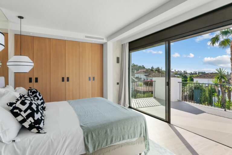 42870004fce7e705fbb3810e8cd506a6 - 11